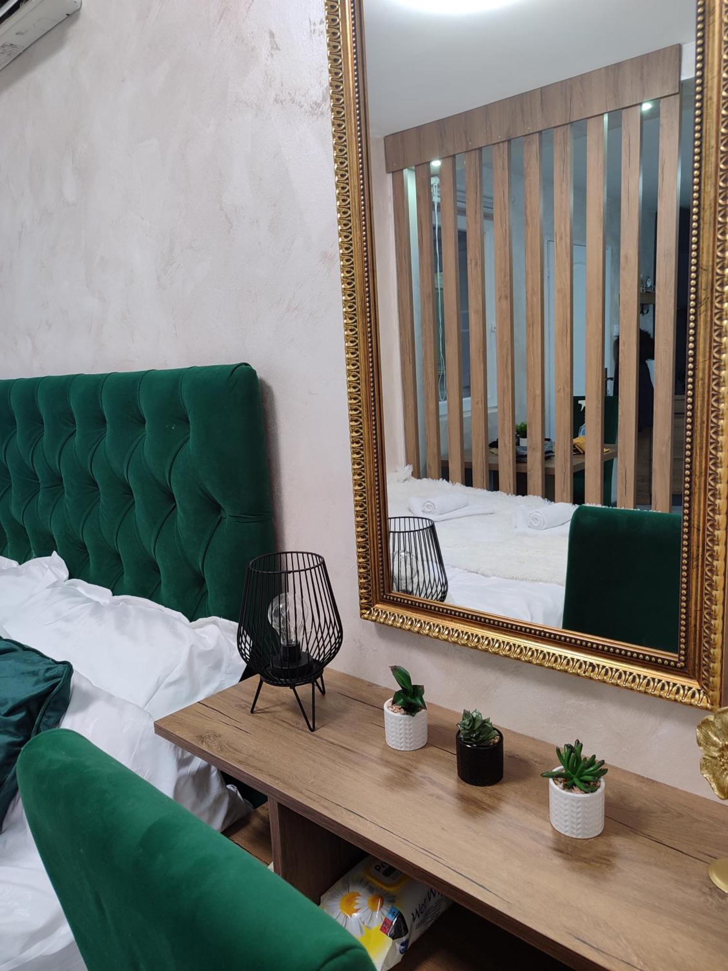 Studio Apartman Free Parking Rubikon Belgrade Luaran gambar