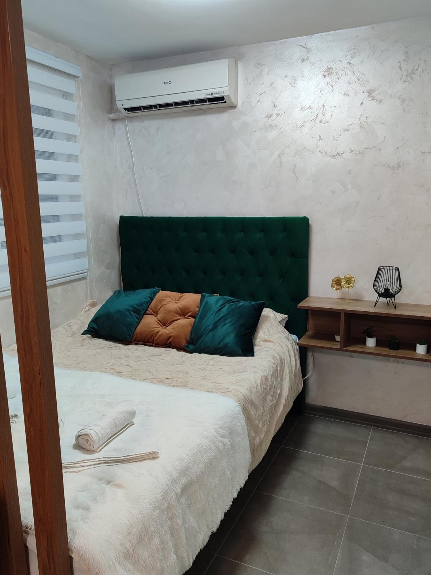 Studio Apartman Free Parking Rubikon Belgrade Luaran gambar